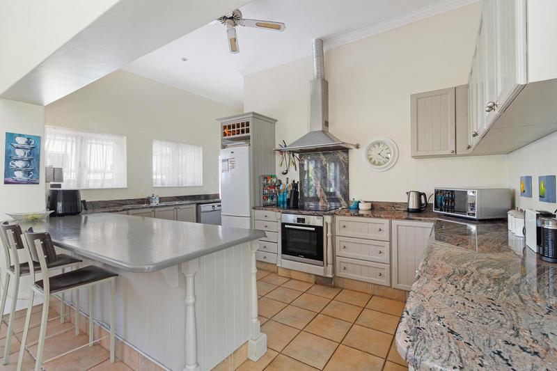 To Let 3 Bedroom Property for Rent in Steenberg Estate Western Cape